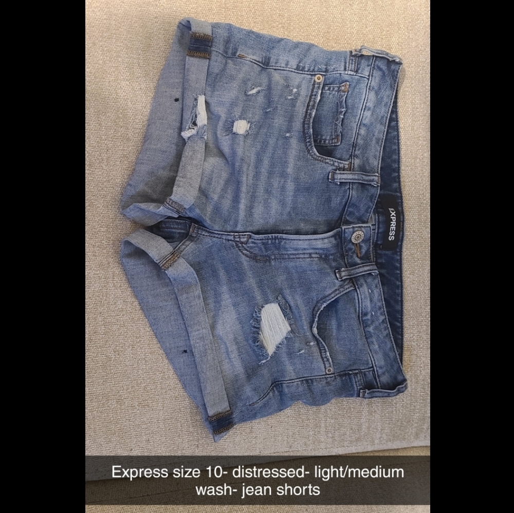 Express, size 10, jean shorts